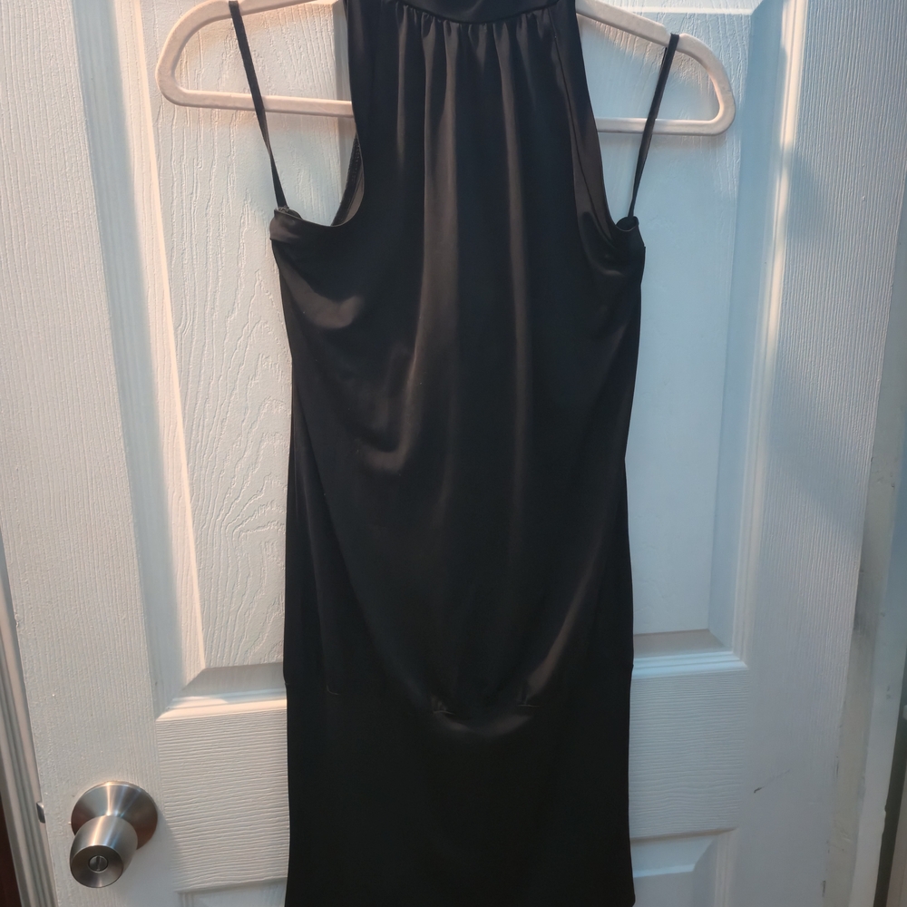 Elegant Black Sleeveless Dress